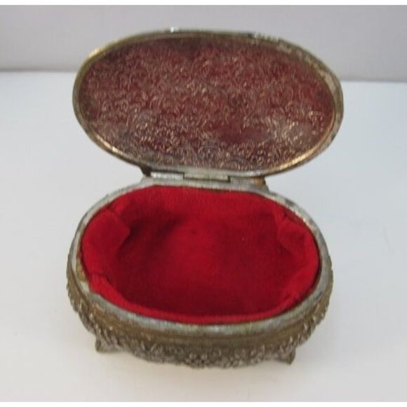 Vintage Silver Plate Oval Footed Trinket Jewelry Box Made in Japan - Picture 3 of 10